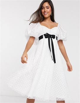 sweetheart neck dobby midi prom dress with double tie belt in white